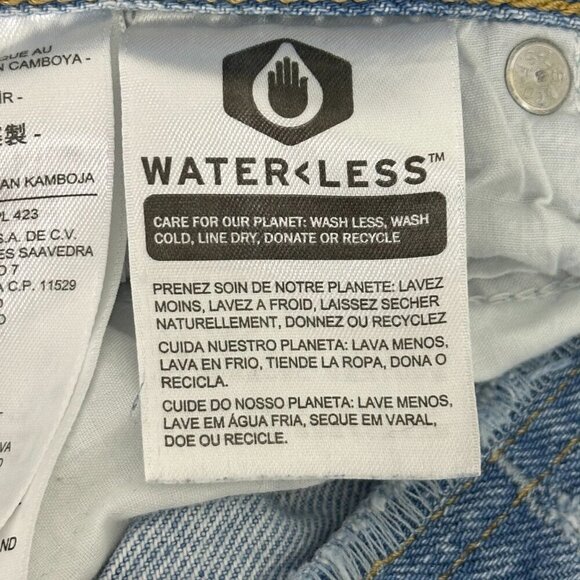 Levi's Wedgie Straight Raw Hem Jeans Light Wash - Picture 12 of 16